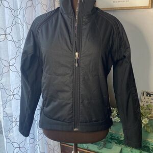Nike ACG womens jacket removable sleeves size medium black outdoors hiking sport